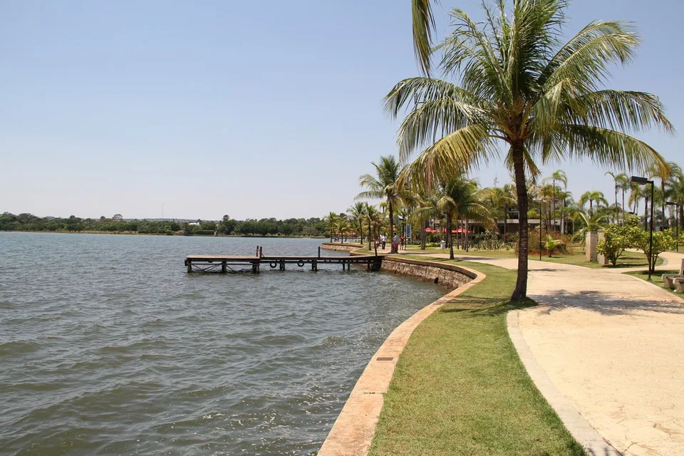 A orla do Pontão do Lago Sul, onde fica o anfiteatro das oficinas